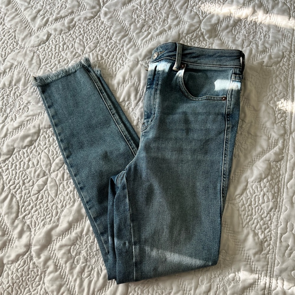 Free People We The Free Raw High Rise Jegging in Sierra 30 by Free People - Picture 3 of 9